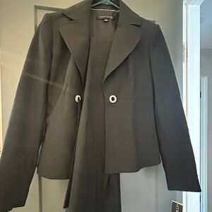 Anne Klein women’s black suit - new with tags. Size 2